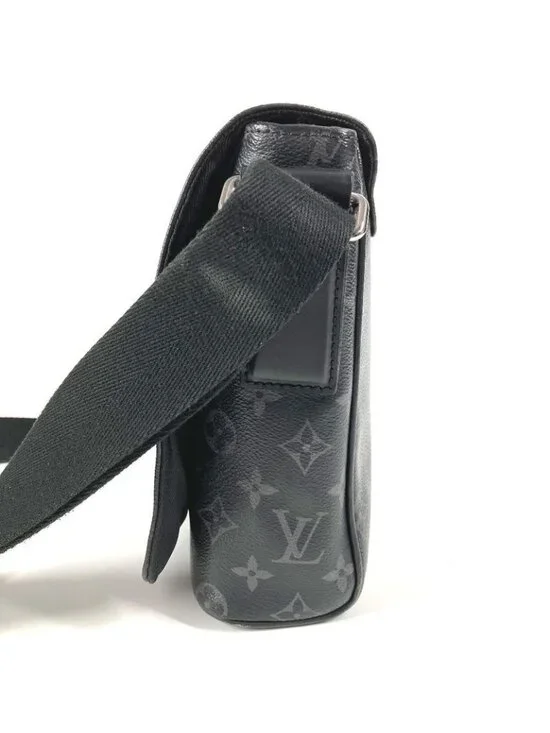 Louis Vuitton Shoulder Bag District PM NM Monogram Eclipse Canvas Black - Picture 3 of 9